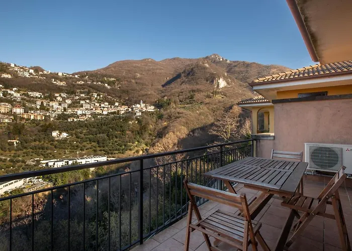 Apartman Mysa - Charming With Lake View